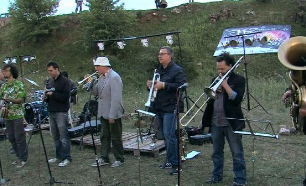 Фестивалът Джаз под звездите на Деветашкото плато който стана традиционен
