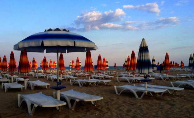 Вътрешният туризъм и вътрешният пазар са капка в морето на