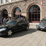 НСО опроверга Денков: Той ползва специализиран транспорт, което също е дейност по охрана