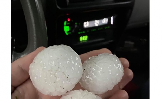 Силна градушка удари Северозападна България снощи На различни места в