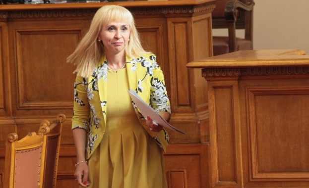 Парламентът избра за омбудсман на страната Диана Кочавачева която досега