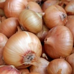 Китайка прати на бившата си половинка един тон лук, за да го разплаче