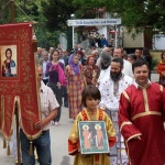 Огнен празник и хиляди именици в деня на Св. св. Константин и Елена