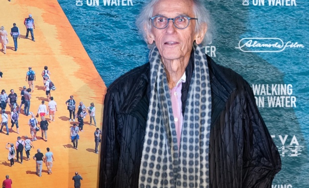 Аз съм художник който е напълно ирационален напълно безотговорен и