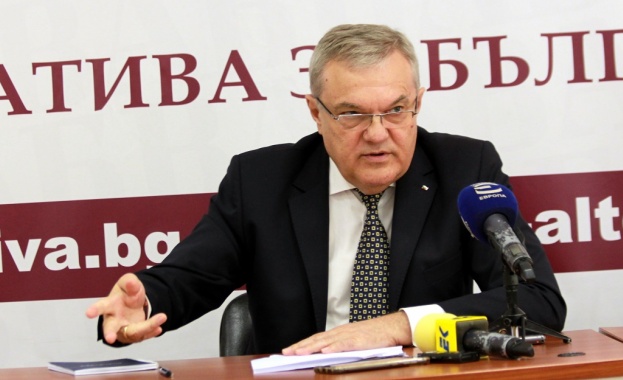 Румен Петков: МС не разполага с копие за водените протоколи от заседания на НОЩ