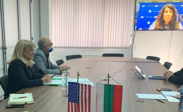 Американски компании проявяват интерес към изпълнението на инфраструктурни обекти в