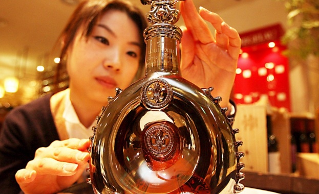 Една от най старите бутилки коняк бутилиран през XVIII век преди