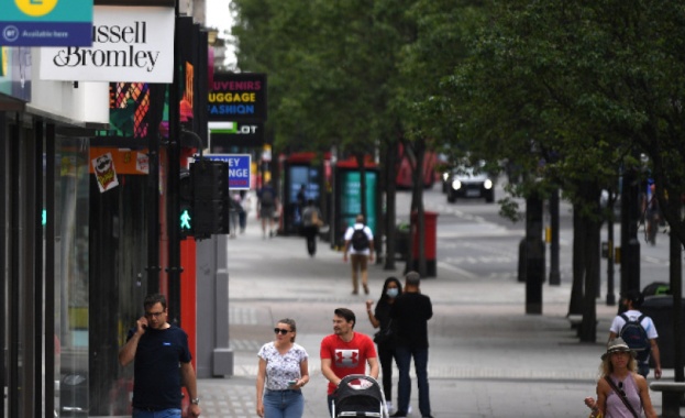 От днесе започва отварянето на основните училища в Англия Правителството