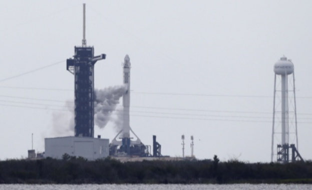 Руската космическа агенция Роскосмос коментира като необяснима истерия изявлението на