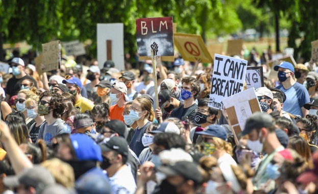 Шеста нощ продължават протестите в Съединените щати Комендантски час е