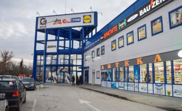 Крупен обир е извършен в обект на верига за бяла