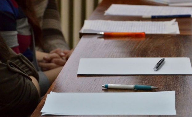 28 110 деветокласници решаваха изцяло онлайн тест по природни науки