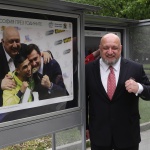 Министър Кралев посети изложбата на спортния фотограф Иван Йочев