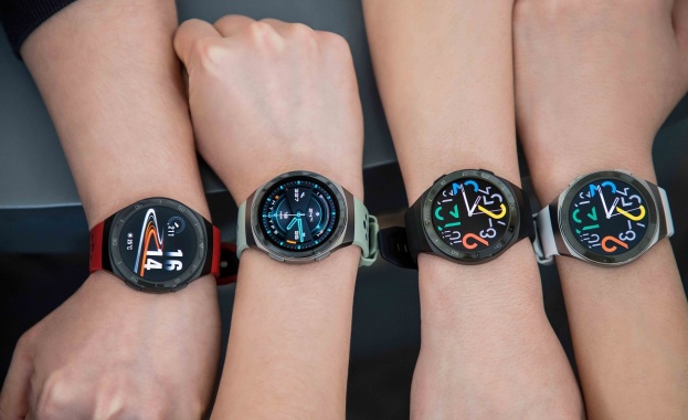 Пазарът на интелигентни носими устройства се разраства с бързи темпове