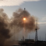 „Върджин Галактик“ планира първия си туристически полет в началото на 2021 година 