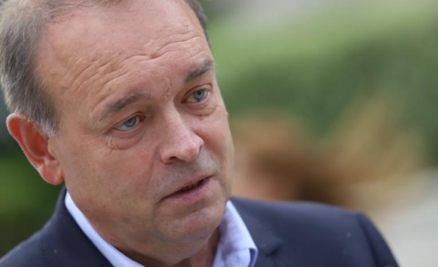 Монов: Съдиите да внимават, ще настоявам за оставки докато съм жив Монов: Съдиите да внимават, ще настоявам за оставки докато съм жив