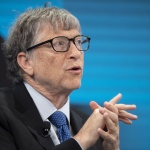 Бил Гейтс: Фейсбук дезинформира за коронавируса