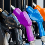 Експерт: Сегашните цени на горивата ще се запазят в следващите месеци