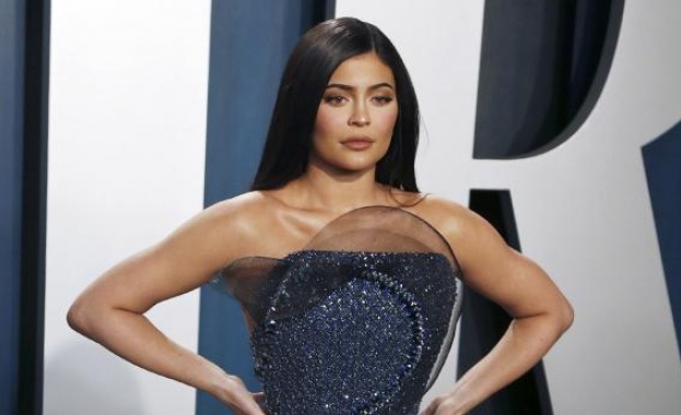 Кайли Дженър оповести раждането на второто си дете с рапъра