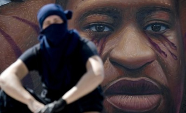 В САЩ продължават протестите след смъртта на Джордж Флойд Белият