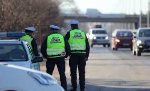 Масови проверки на водачи на границата за неплатени глоби Ако