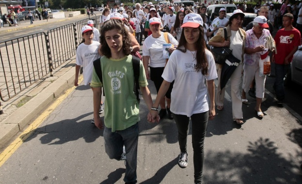 В ситуацията на извънредно положение тийнейджърите изживяват силни емоции повечето