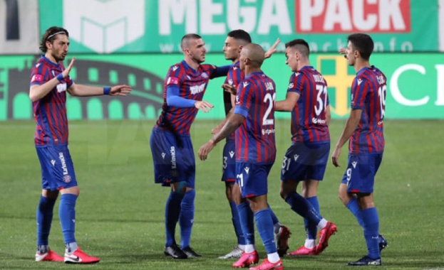 Хайдук Сплит с национала Кристиан Димитров в състава си спечели