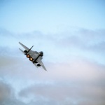 Руски изтребител съпроводи американски разузнавателен самолет над Тихия океан