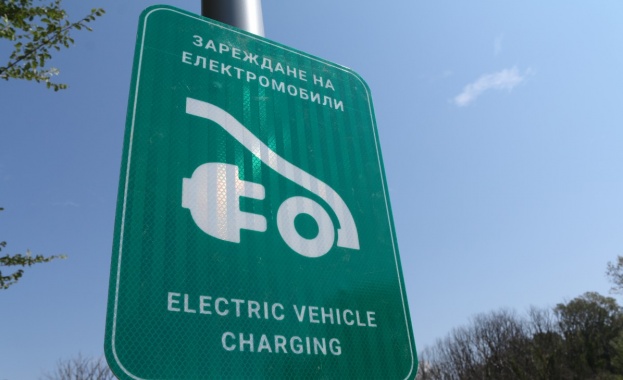 Инициативата на гръцкото правителство за засилване на разпространението на електрически