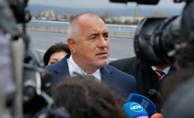 Премиерът Бойко Борисов продължи с инспекцията на инфраструктурни обекти из