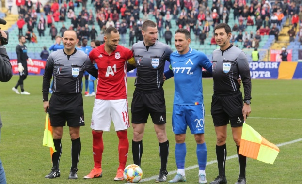 Отборите на ЦСКА и Левски ще се изправят един срещу