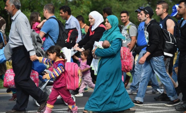 Мигрантският поток през България към Сърбия се увеличава сериозно Това