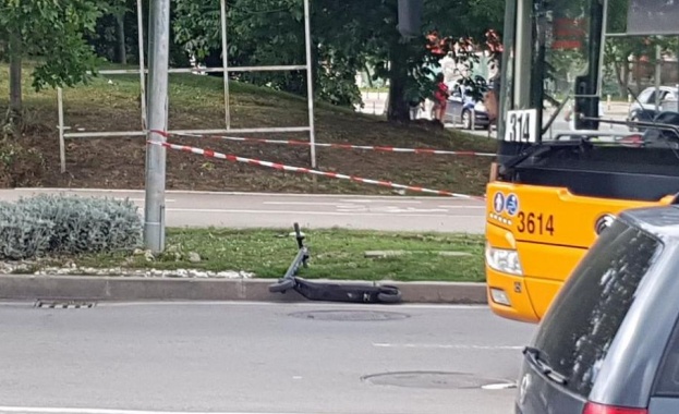 Столични полицаи изясняват обстоятелствата около тежък пътен инцидент на ул