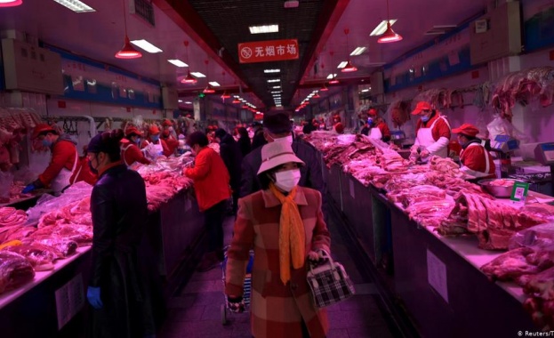 Най-големият пазар в Пекин: новото огнище на заразата, дали тя тръгва от сьомга