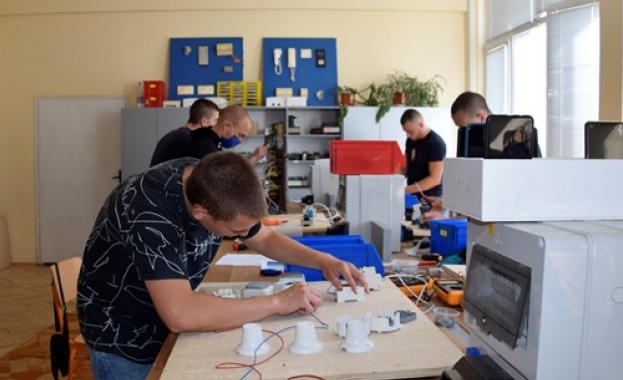 Електроразпределение Север успешно приключи започналата през октомври 2019 г програма