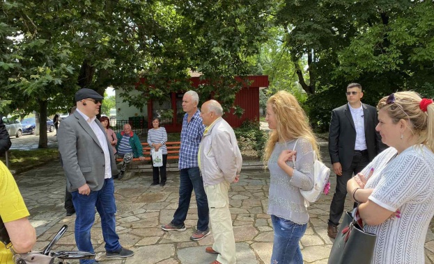 Недопустимо е в резултат на забележка да се бият хора