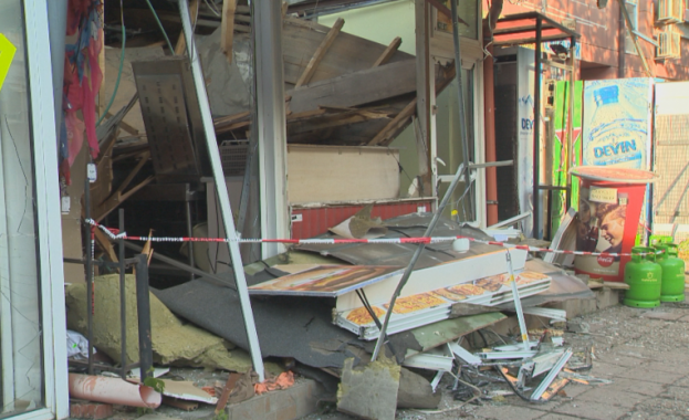 Газова бутилка се е взривила късно снощи в дюнерджийница на