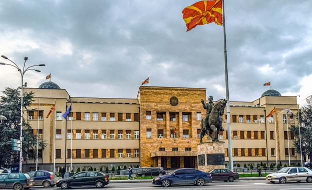 Македонският вицепремиер Артан Груби твърди, че през декември РС Македония