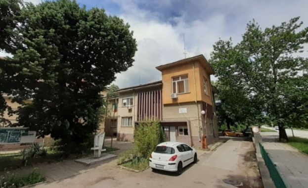 Вътрешно отделение на общинската болница в Чирпан ще бъде поставено