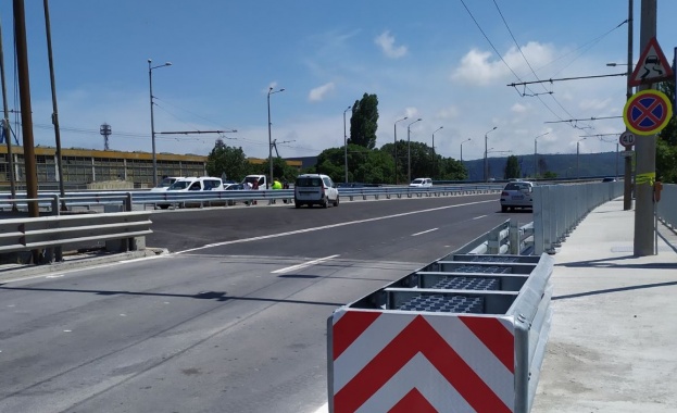 От днес е пуснато движението по ремонтираното съоръжение 6 на