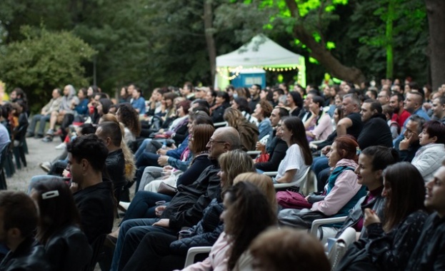 Фестивалът е в разгара си в петък очакваме Виктор