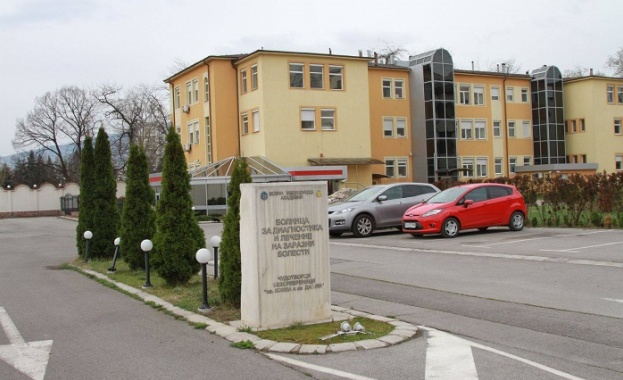 Как ВМА болницата ръководена от шефа на НОЩ