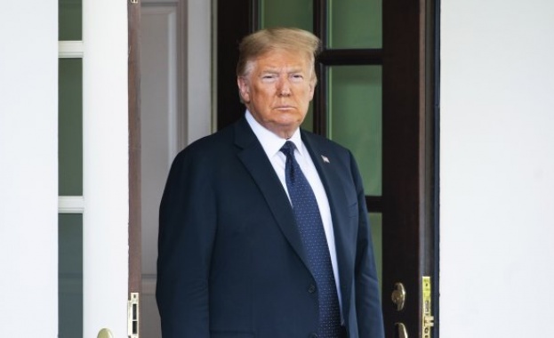 Чомски: Тръмп е най-големият престъпник в историята, гангстерът в Белия дом