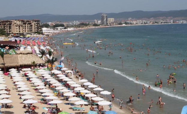  Черноморието ни още не може да стигне туристическия сезон от 2019-а