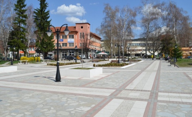 В първата музикална вечер от прозвуча рок музика от групите