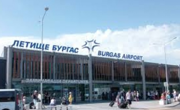 Днес се очаква на Летище Бургас да кацне първият