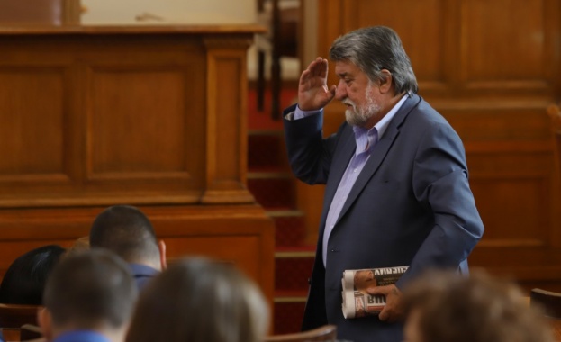 Вежди Рашидов призован по делото срещу Боршош