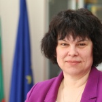 Какъв ще е броят на ваксиниралите учители