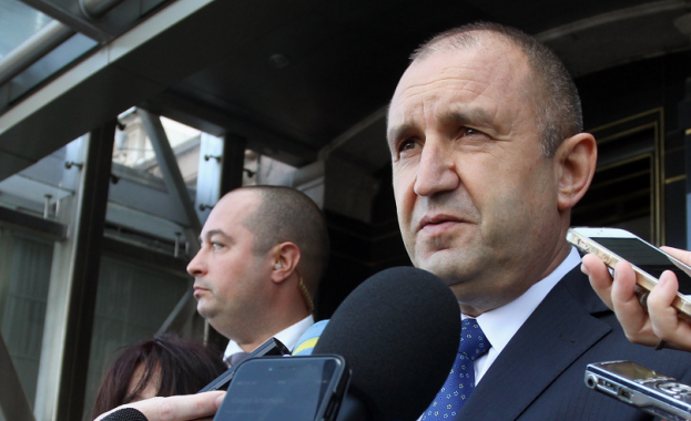 В 11 30 часа в сградата на Община Козлодуй президентът ще