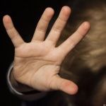 Причини за насилие на деца от техни връстници